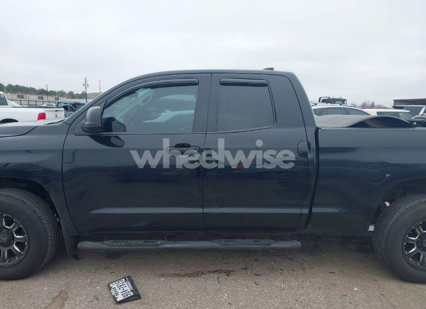 Photo 13 of 2021 Toyota Tundra SR (VIN 5TFRY5F10MX278729)