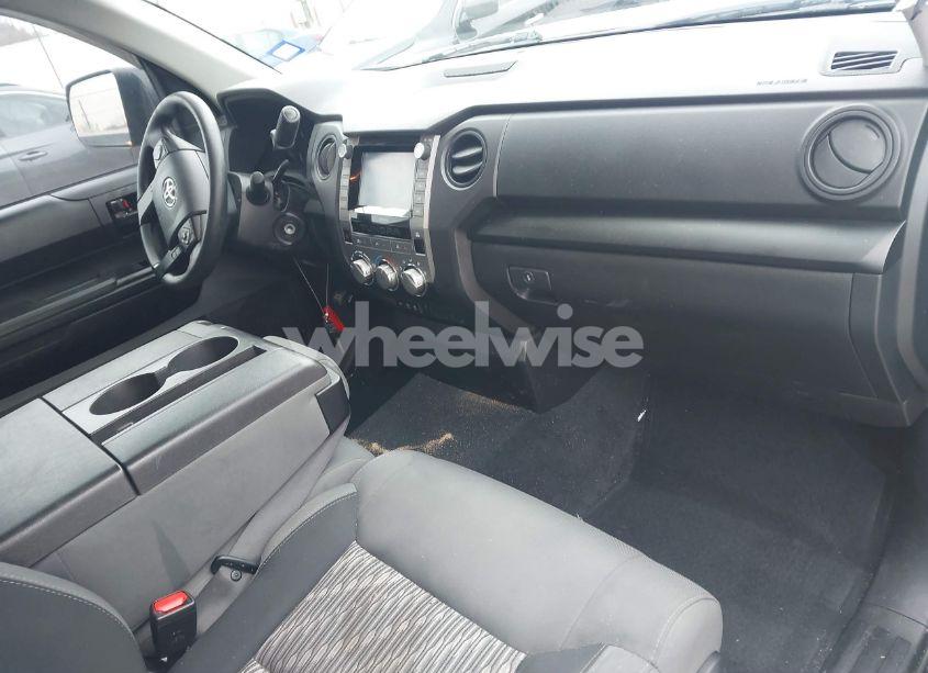 Photo 5 of 2021 Toyota Tundra SR (VIN 5TFRY5F10MX278729)