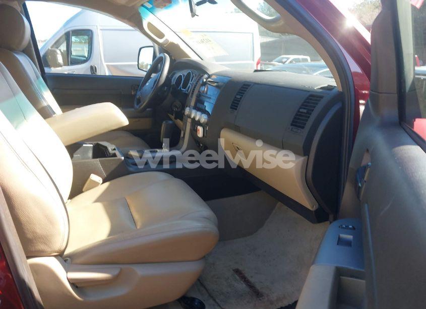 Photo 5 of 2010 Toyota Tundra DOUBLE CAB SR5 (VIN 5TFRY5F11AX087848)