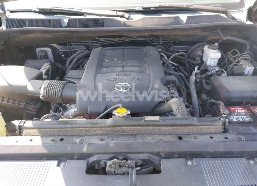Photo 10 of 2015 Toyota Tundra SR5 5.7L V8 (VIN 5TFRY5F11FX179808)