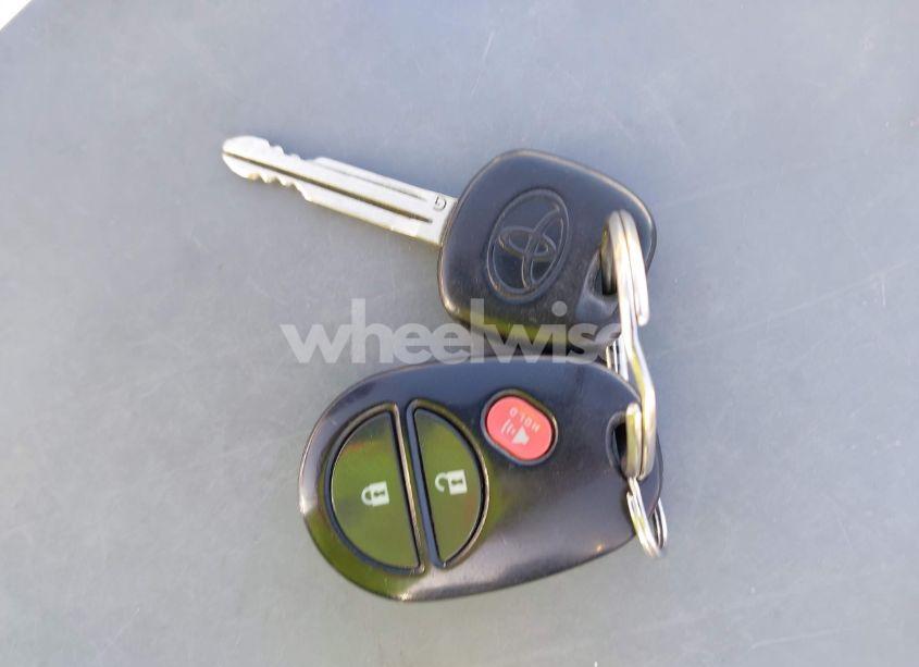 Photo 11 of 2015 Toyota Tundra SR5 5.7L V8 (VIN 5TFRY5F11FX185561)