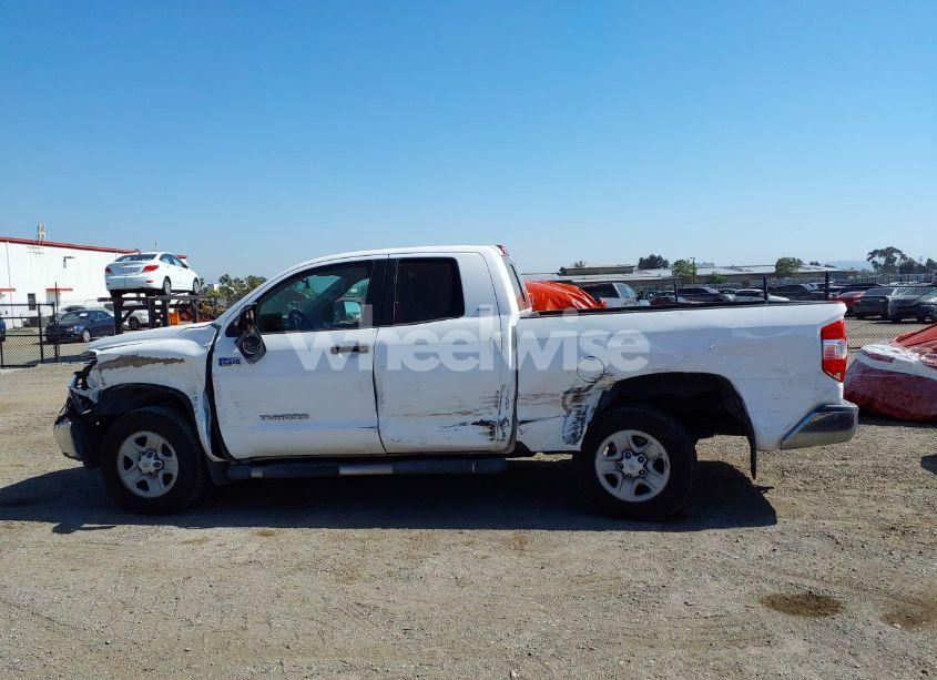 Photo 15 of 2015 Toyota Tundra SR5 5.7L V8 (VIN 5TFRY5F11FX185561)