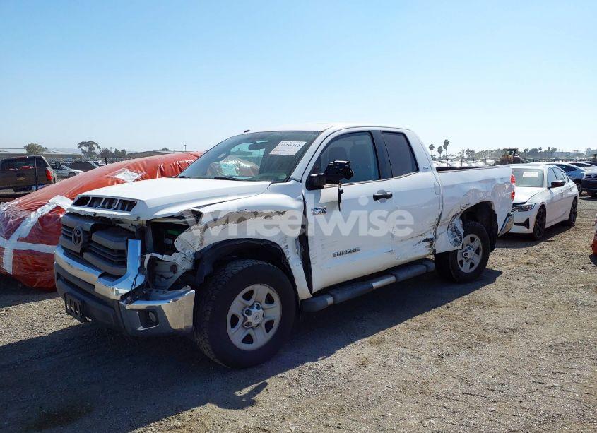 Photo 6 of 2015 Toyota Tundra SR5 5.7L V8 (VIN 5TFRY5F11FX185561)