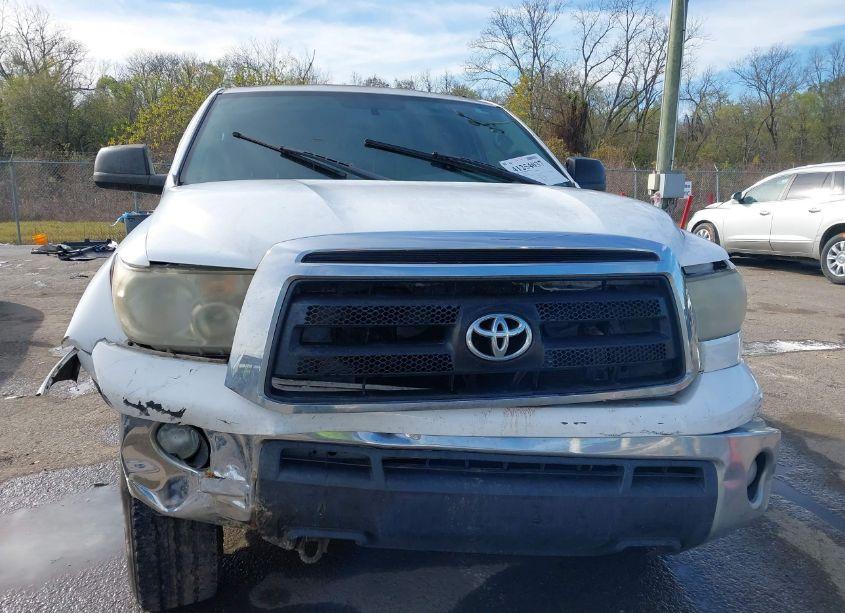 Photo 12 of 2011 Toyota Tundra GRADE 5.7L V8 (VIN 5TFRY5F12BX104593)