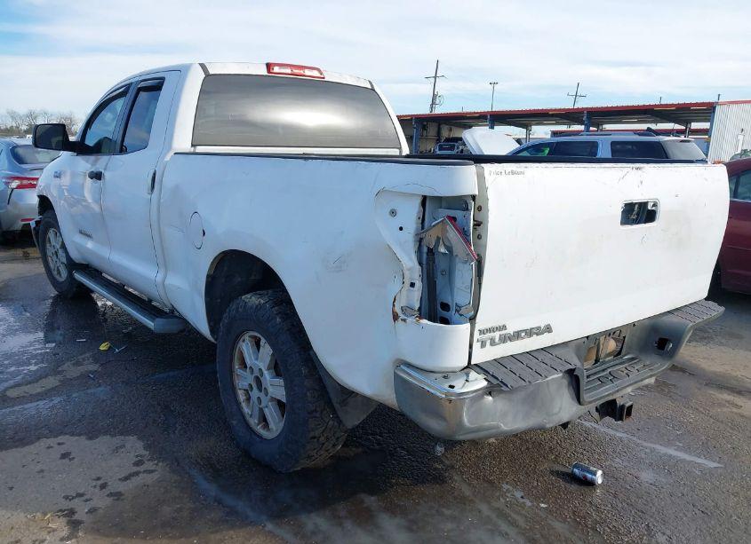 Photo 3 of 2011 Toyota Tundra GRADE 5.7L V8 (VIN 5TFRY5F12BX104593)