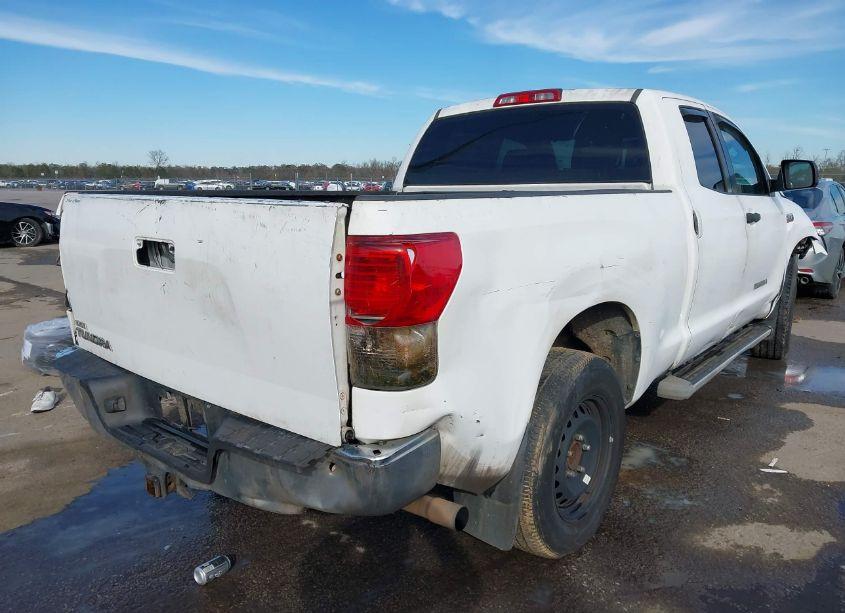 Photo 4 of 2011 Toyota Tundra GRADE 5.7L V8 (VIN 5TFRY5F12BX104593)
