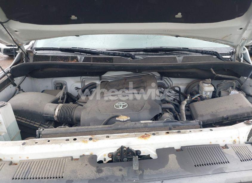 Photo 10 of 2015 Toyota Tundra SR5 5.7L V8 (VIN 5TFRY5F12FX188601)
