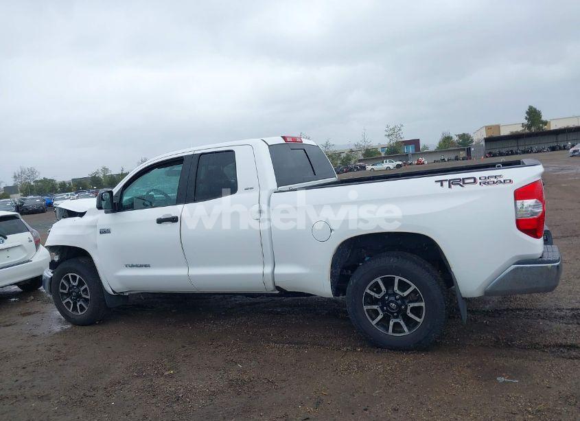 Photo 14 of 2015 Toyota Tundra SR5 5.7L V8 (VIN 5TFRY5F12FX188601)