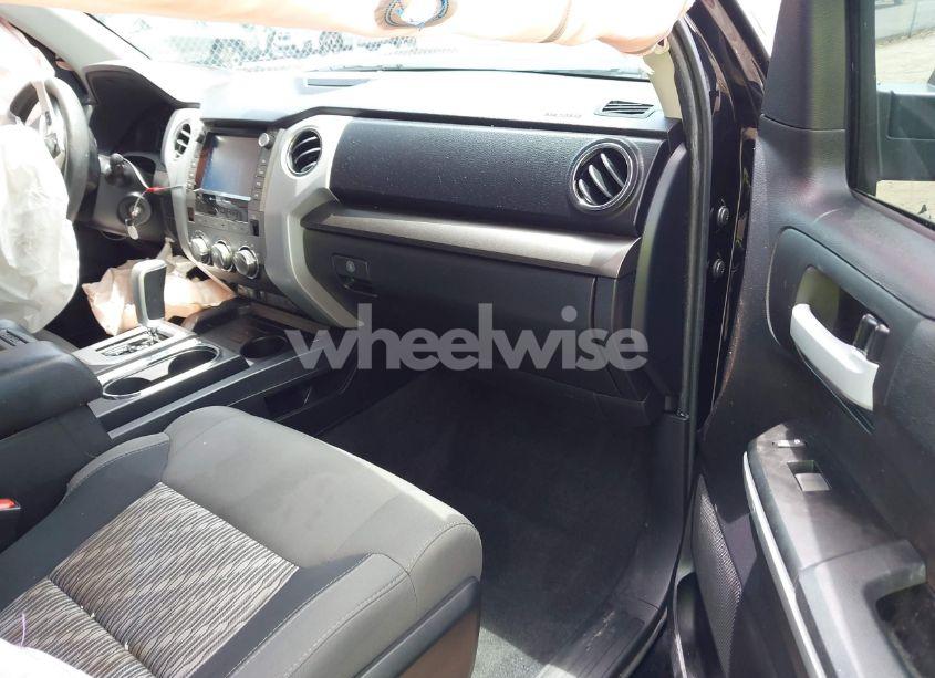 Photo 5 of 2020 Toyota Tundra SR5 (VIN 5TFRY5F12LX266998)