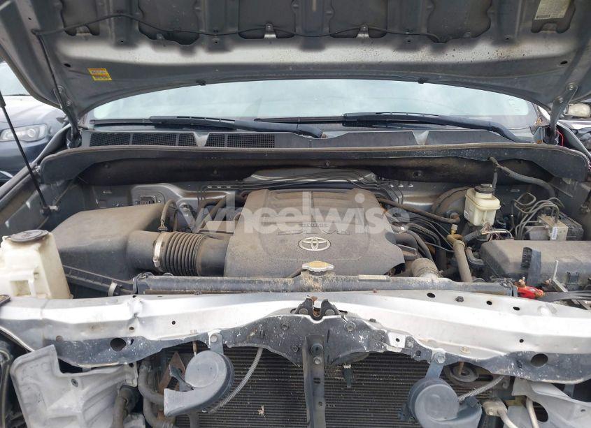 Photo 10 of 2011 Toyota Tundra GRADE 5.7L V8 (VIN 5TFRY5F13BX105493)
