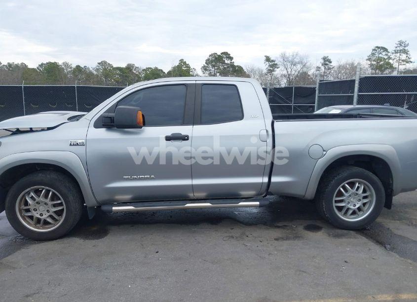 Photo 14 of 2011 Toyota Tundra GRADE 5.7L V8 (VIN 5TFRY5F13BX105493)