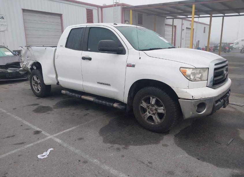2011 Toyota Tundra GRADE 5.7L V8 (VIN 5TFRY5F13BX113884) main photo