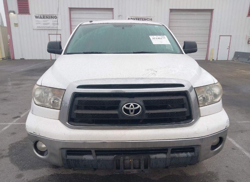 Photo 12 of 2011 Toyota Tundra GRADE 5.7L V8 (VIN 5TFRY5F13BX113884)