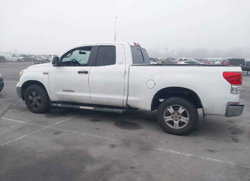 Photo 14 of 2011 Toyota Tundra GRADE 5.7L V8 (VIN 5TFRY5F13BX113884)