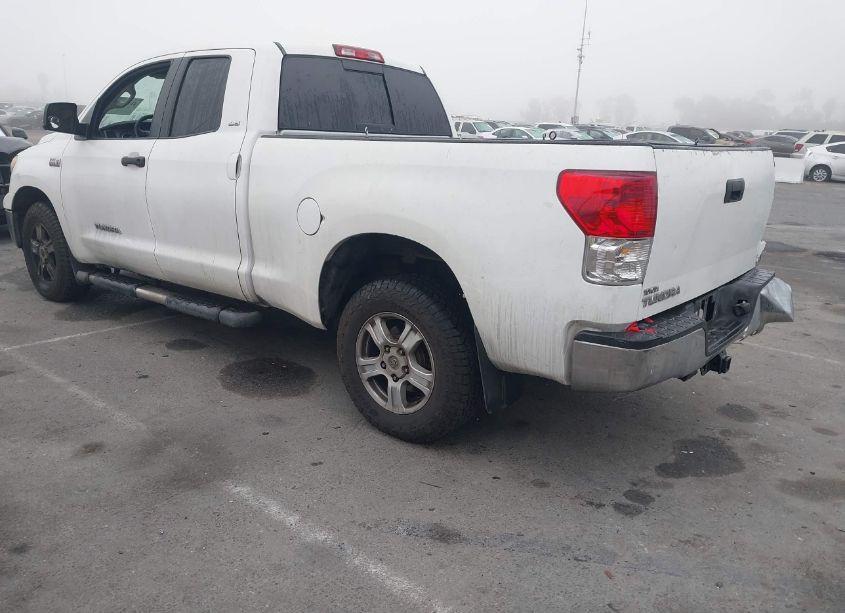 Photo 3 of 2011 Toyota Tundra GRADE 5.7L V8 (VIN 5TFRY5F13BX113884)