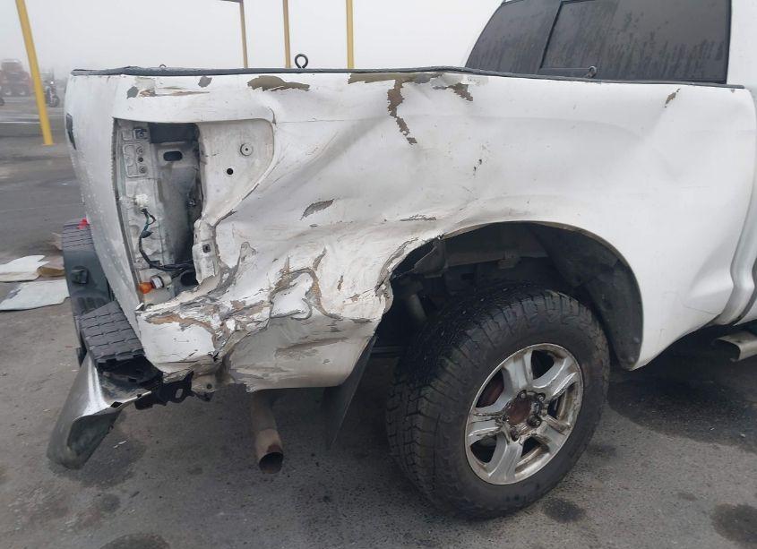 Photo 6 of 2011 Toyota Tundra GRADE 5.7L V8 (VIN 5TFRY5F13BX113884)