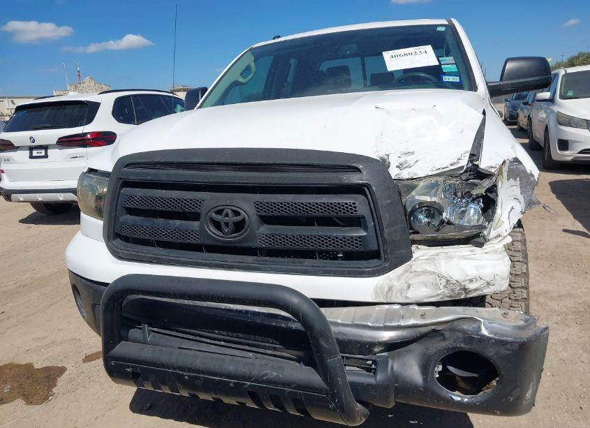 Photo 12 of 2012 Toyota Tundra GRADE 5.7L V8 (VIN 5TFRY5F13CX128435)