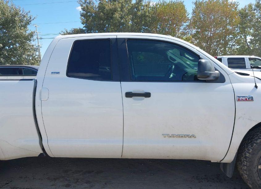 Photo 13 of 2012 Toyota Tundra GRADE 5.7L V8 (VIN 5TFRY5F13CX128435)