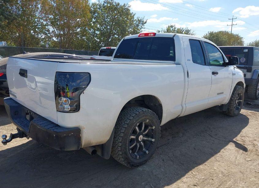 Photo 4 of 2012 Toyota Tundra GRADE 5.7L V8 (VIN 5TFRY5F13CX128435)