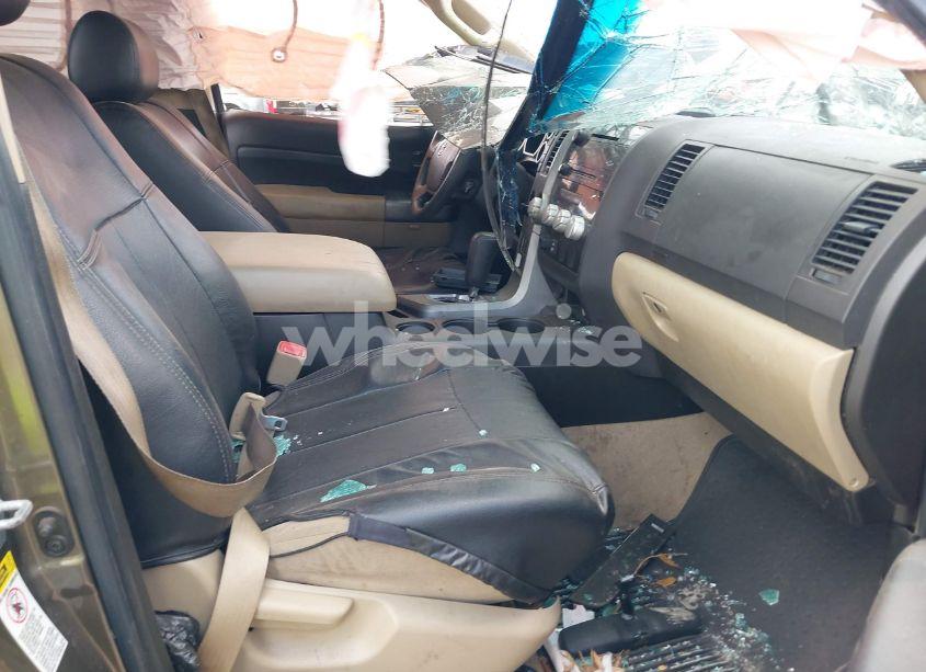 Photo 5 of 2011 Toyota Tundra GRADE 5.7L V8 (VIN 5TFRY5F14BX102571)