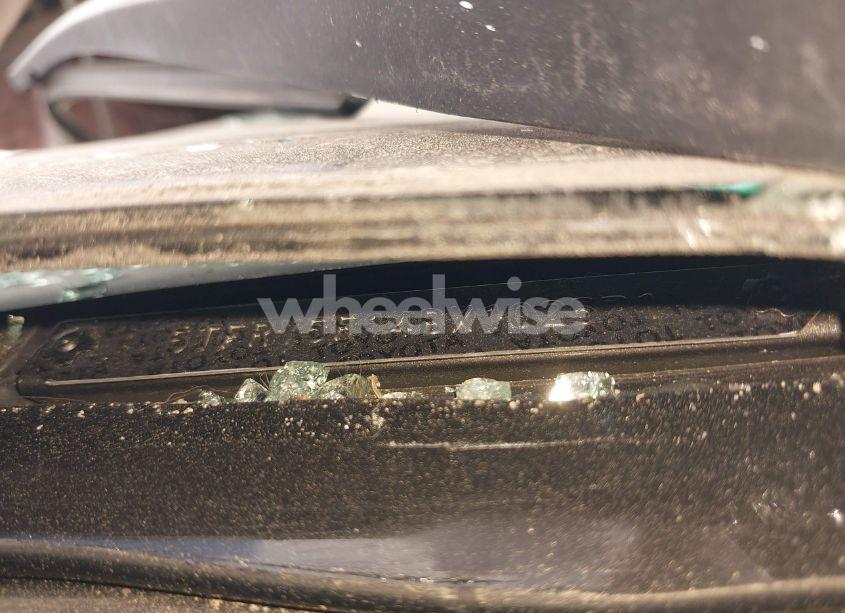 Photo 9 of 2011 Toyota Tundra GRADE 5.7L V8 (VIN 5TFRY5F14BX102571)