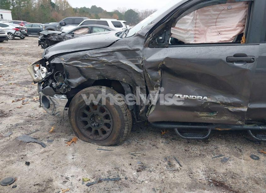 Photo 6 of 2013 Toyota Tundra GRADE 5.7L V8 (VIN 5TFRY5F14DX138988)