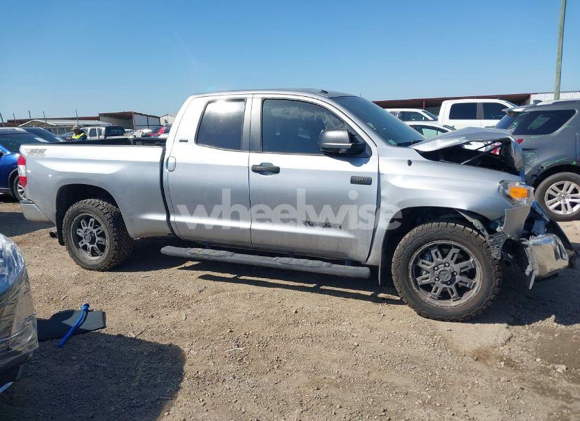 Photo 13 of 2016 Toyota Tundra SR5 5.7L V8 (VIN 5TFRY5F14GX207506)