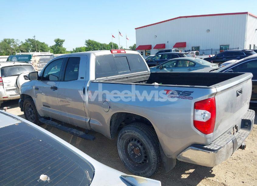 Photo 14 of 2016 Toyota Tundra SR5 5.7L V8 (VIN 5TFRY5F14GX207506)