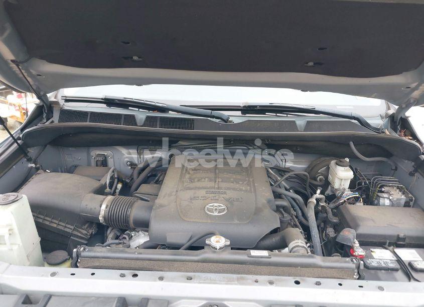 Photo 10 of 2019 Toyota Tundra SR5 5.7L V8 (VIN 5TFRY5F14KX245486)
