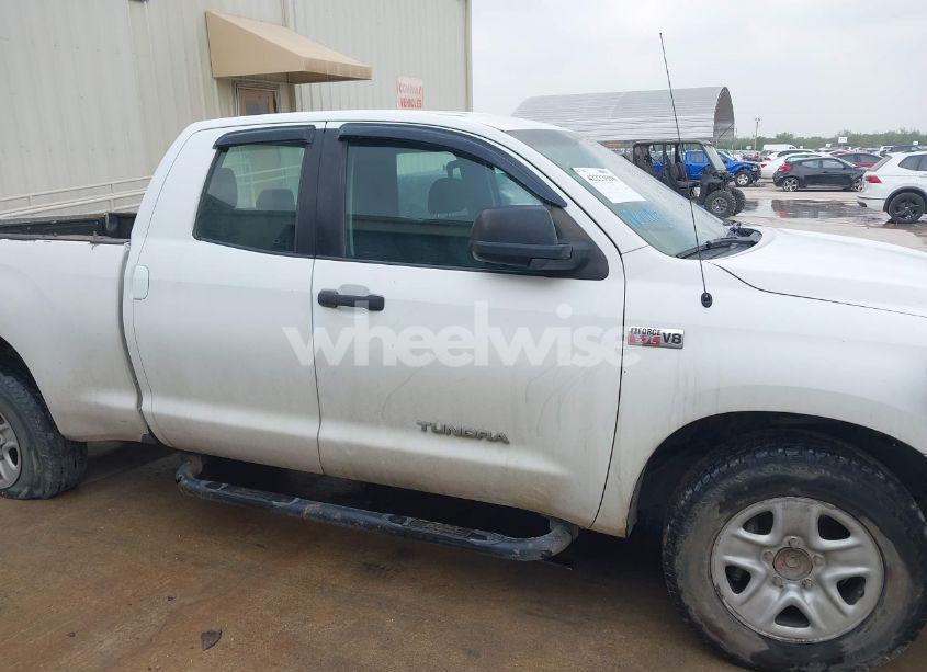 Photo 13 of 2010 Toyota Tundra GRADE 5.7L V8 (VIN 5TFRY5F15AX089893)