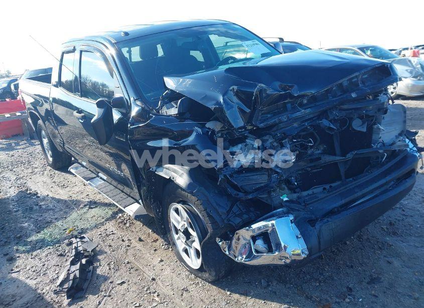 2015 Toyota Tundra DOUBLE CAB SR/DOUBLE CAB SR5 (VIN 5TFRY5F15FX181917) main photo