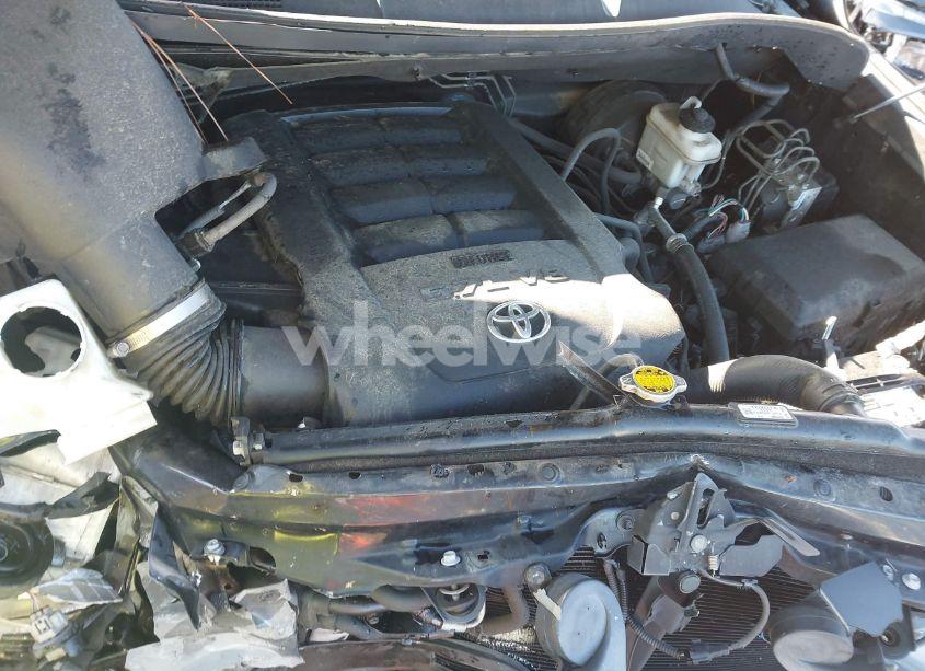 Photo 10 of 2015 Toyota Tundra DOUBLE CAB SR/DOUBLE CAB SR5 (VIN 5TFRY5F15FX181917)