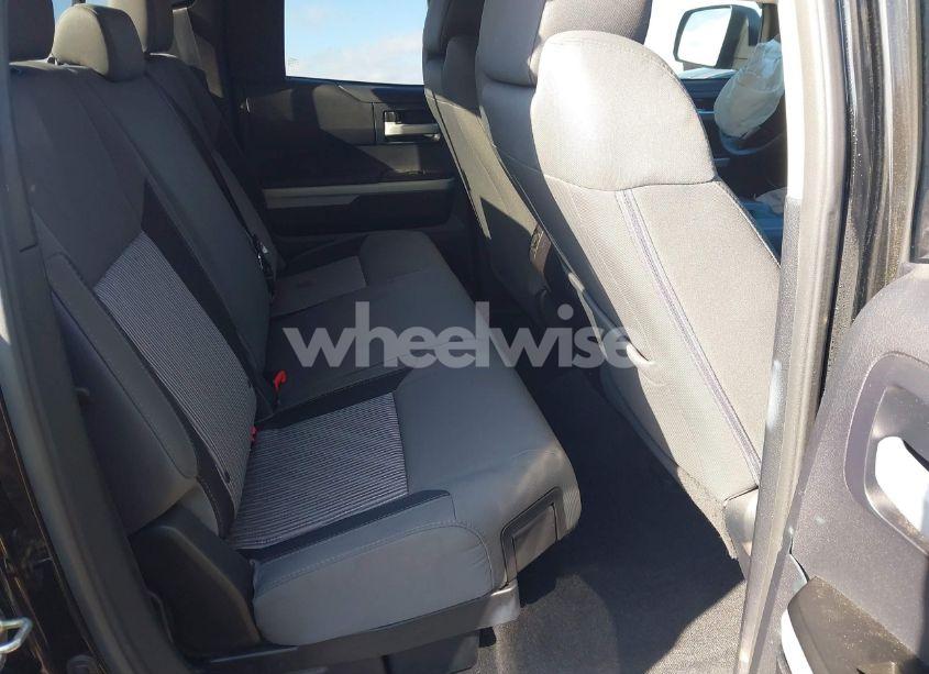 Photo 8 of 2015 Toyota Tundra DOUBLE CAB SR/DOUBLE CAB SR5 (VIN 5TFRY5F15FX181917)