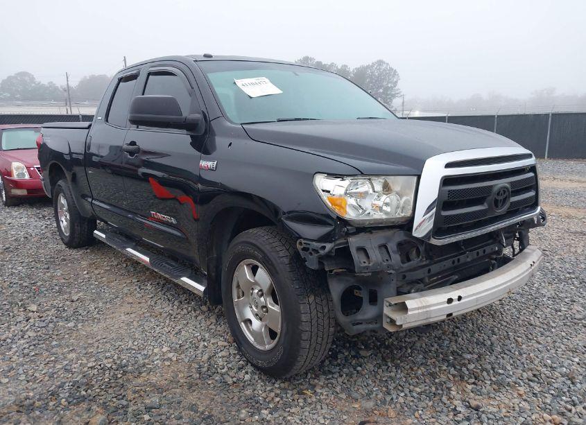2011 Toyota Tundra GRADE 5.7L V8 (VIN 5TFRY5F16BX103303) main photo