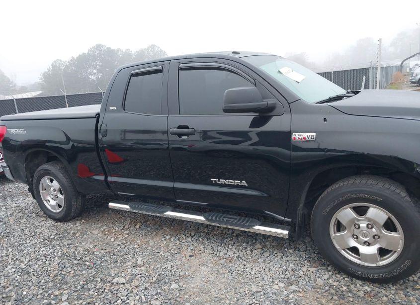 Photo 13 of 2011 Toyota Tundra GRADE 5.7L V8 (VIN 5TFRY5F16BX103303)