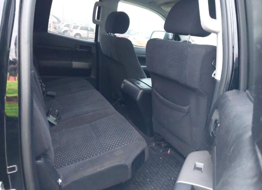 Photo 8 of 2011 Toyota Tundra GRADE 5.7L V8 (VIN 5TFRY5F16BX103303)