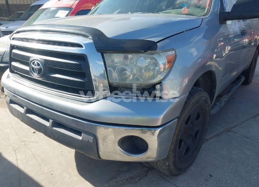 Photo 6 of 2011 Toyota Tundra DOUBLE CAB SR5 (VIN 5TFRY5F16BX107609)