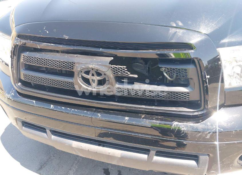 Photo 18 of 2012 Toyota Tundra GRADE 5.7L V8 (VIN 5TFRY5F16CX120717)