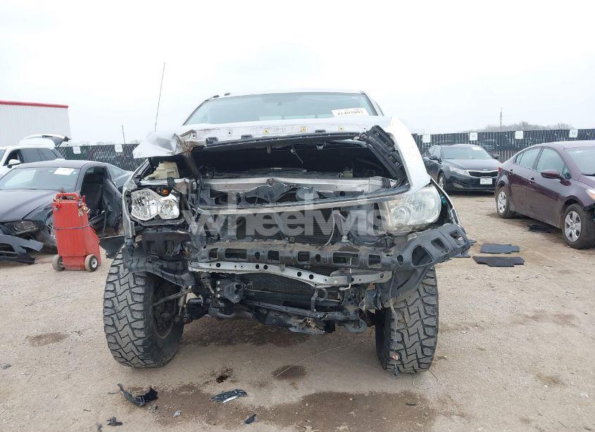 Photo 12 of 2010 Toyota Tundra DOUBLE CAB SR5 (VIN 5TFRY5F17AX086462)