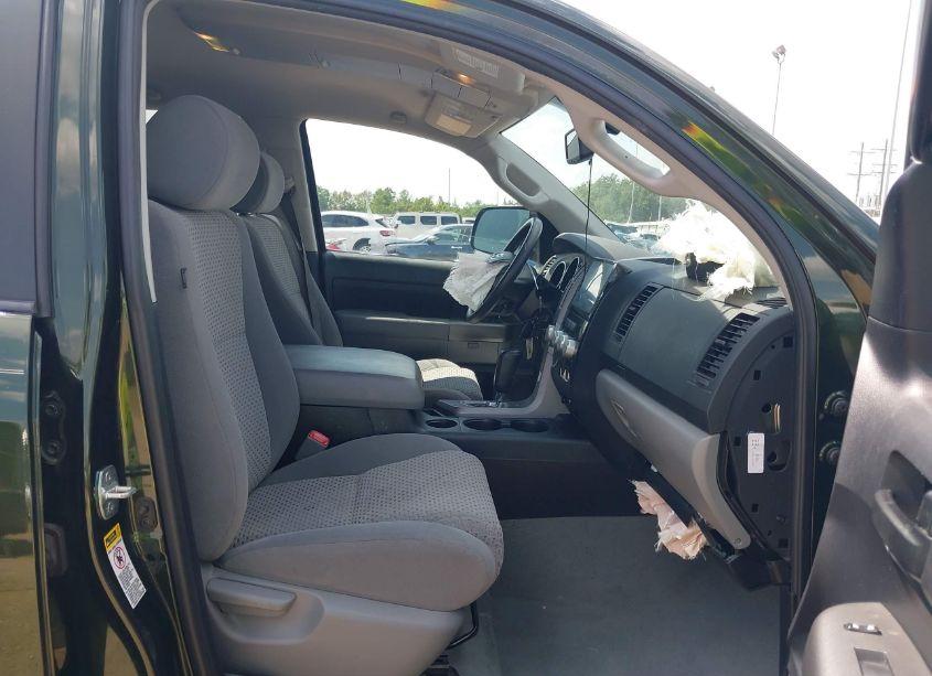 Photo 5 of 2010 Toyota Tundra GRADE 5.7L V8 (VIN 5TFRY5F17AX096926)