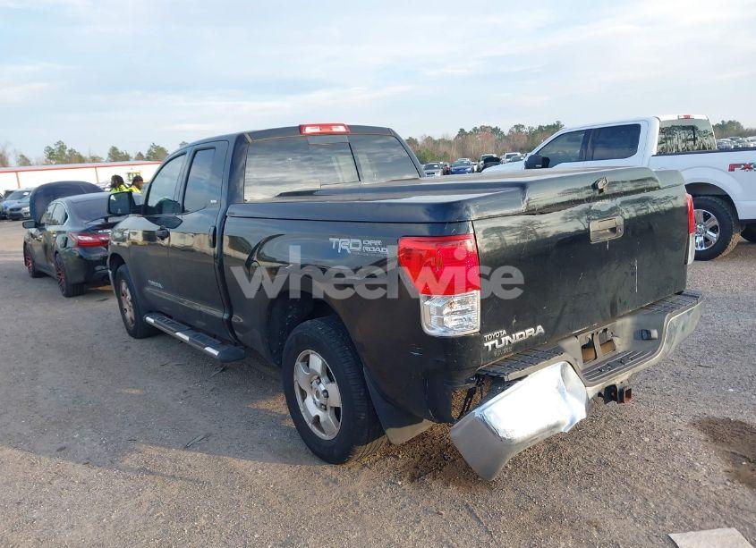 Photo 3 of 2011 Toyota Tundra GRADE 5.7L V8 (VIN 5TFRY5F17BX105318)