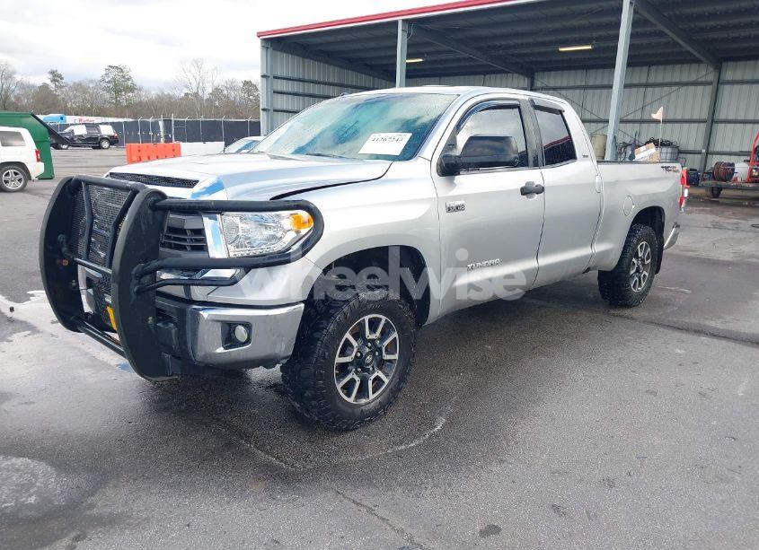 Photo 2 of 2014 Toyota Tundra SR5 5.7L V8 (VIN 5TFRY5F17EX162557)