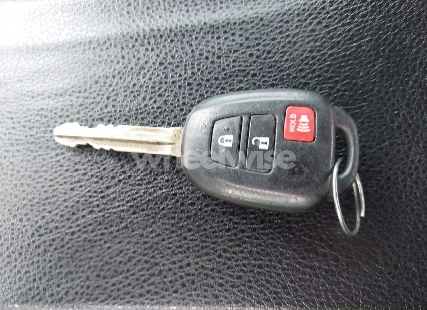 Photo 11 of 2018 Toyota Tundra SR5 5.7L V8 (VIN 5TFRY5F17JX232651)