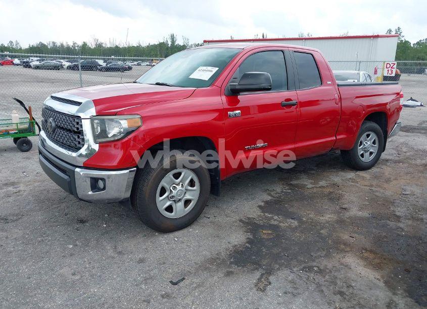 Photo 2 of 2018 Toyota Tundra SR5 5.7L V8 (VIN 5TFRY5F17JX232651)