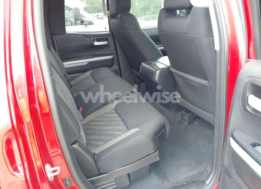 Photo 8 of 2018 Toyota Tundra SR5 5.7L V8 (VIN 5TFRY5F17JX232651)