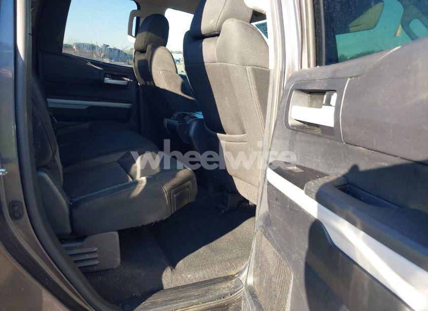 Photo 8 of 2014 Toyota Tundra SR5 5.7L V8 (VIN 5TFRY5F18EX150790)