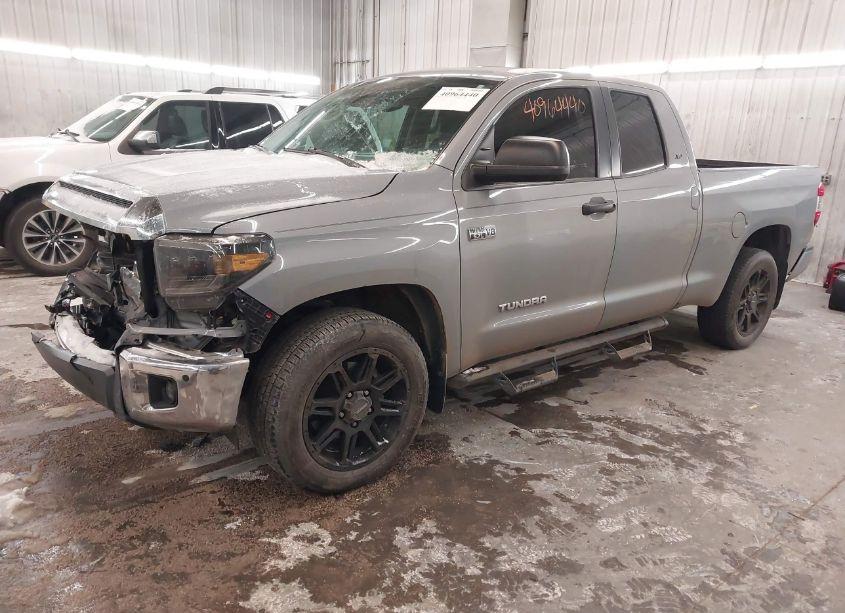 Photo 2 of 2021 Toyota Tundra SR5 (VIN 5TFRY5F18MX294077)