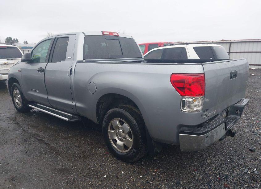 Photo 3 of 2011 Toyota Tundra GRADE 5.7L V8 (VIN 5TFRY5F19BX111931)