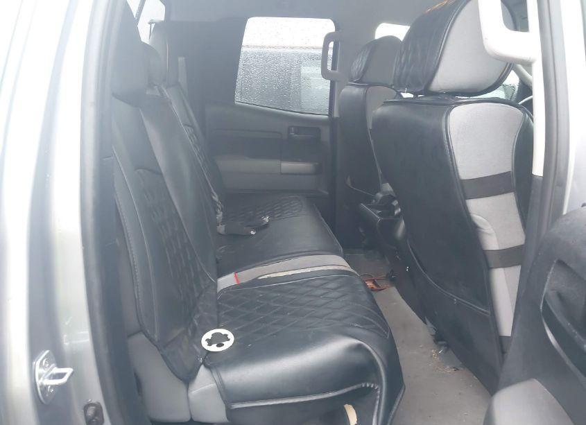 Photo 8 of 2011 Toyota Tundra GRADE 5.7L V8 (VIN 5TFRY5F19BX111931)