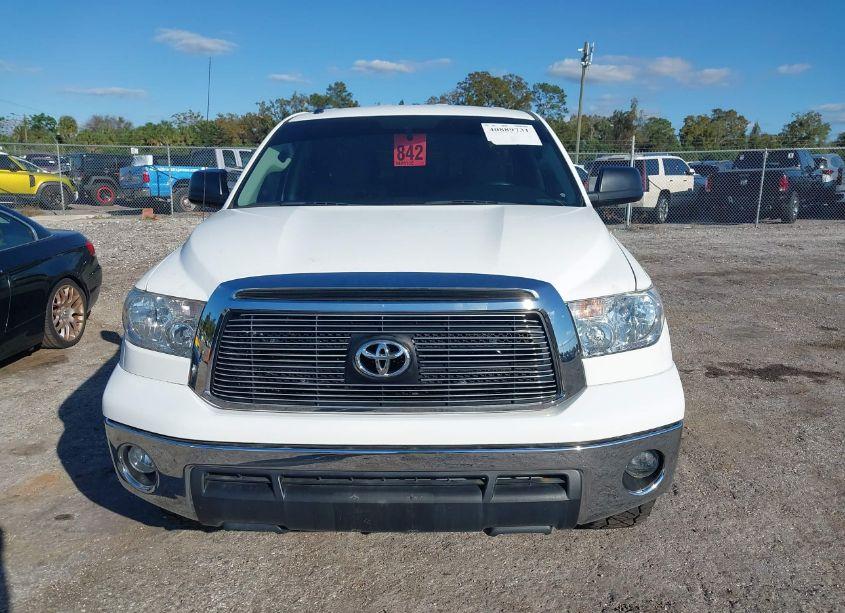 Photo 13 of 2011 Toyota Tundra GRADE 5.7L V8 (VIN 5TFRY5F19BX112531)